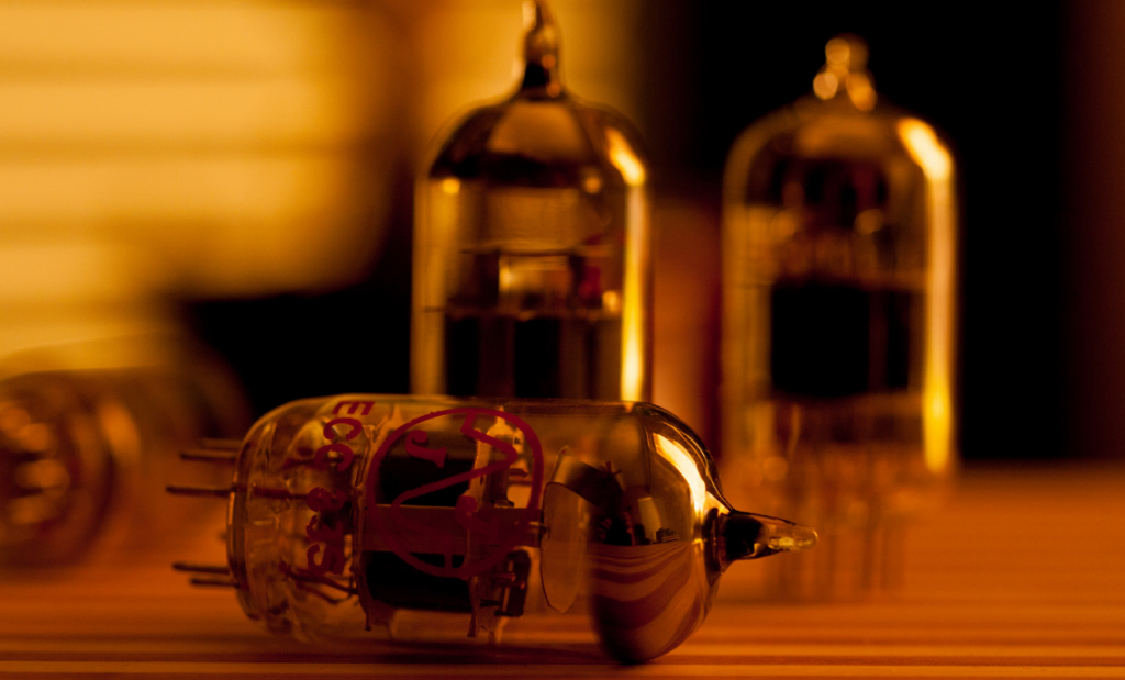 image displays vacuum tubes