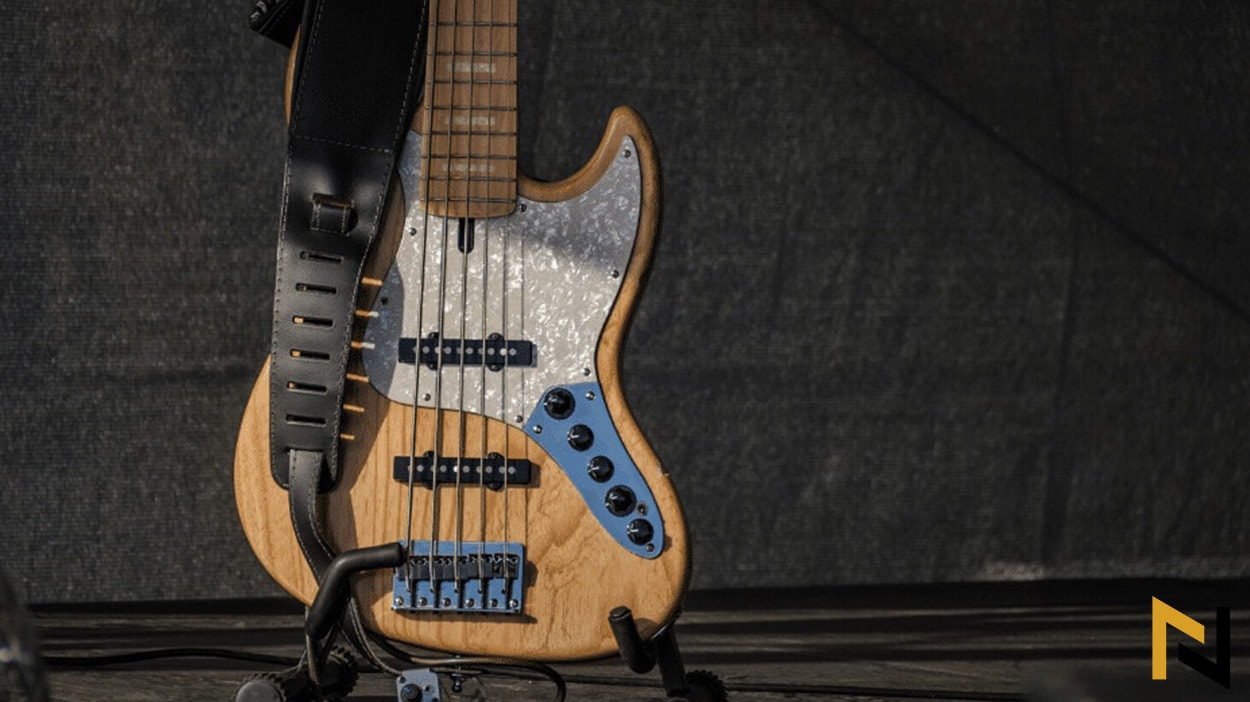 You are currently viewing Can You Use A Guitar Amp for A Bass? – Must Read Guide