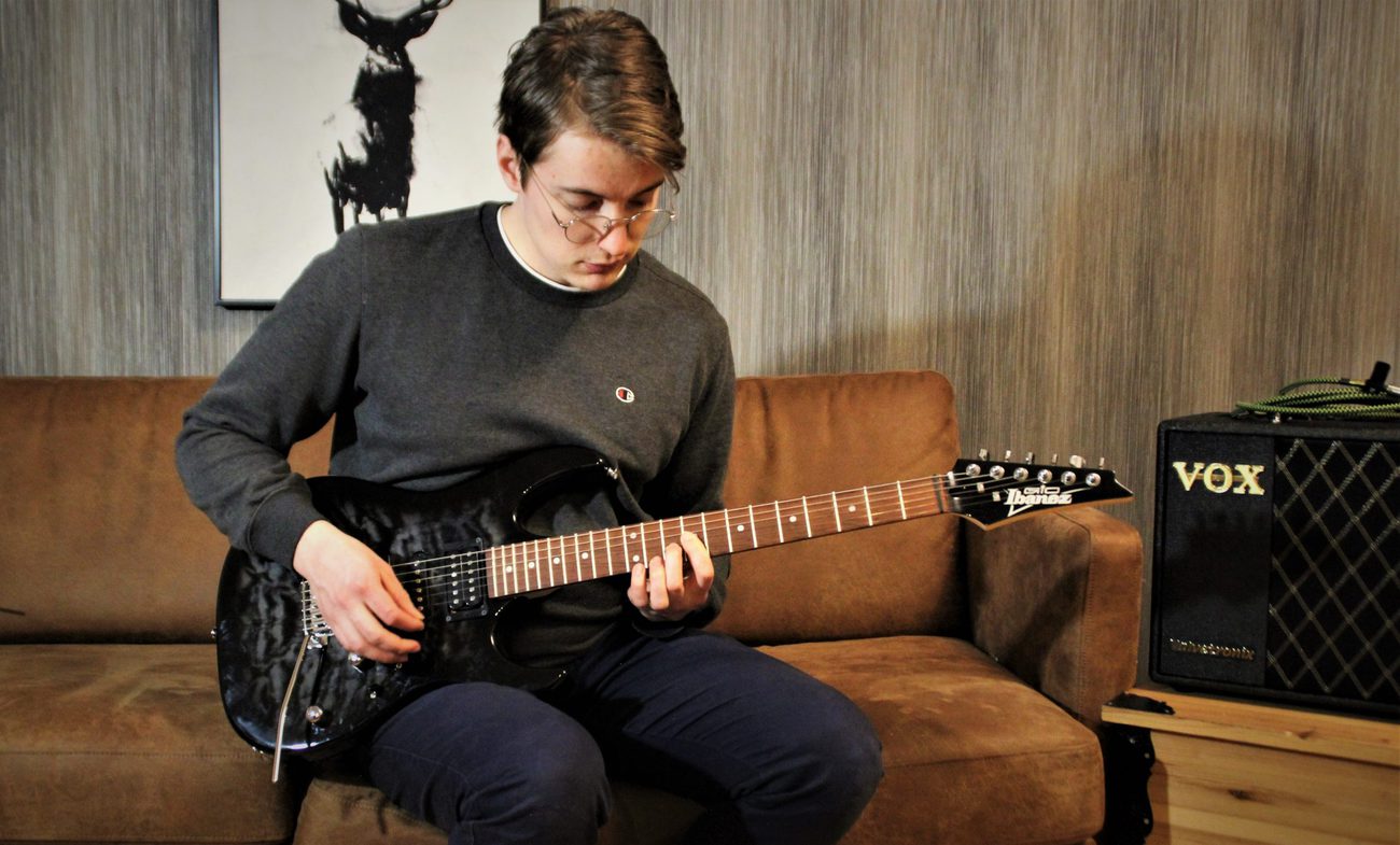 You are currently viewing Are Cheap Ibanez Guitars Good? – The Good and Bad